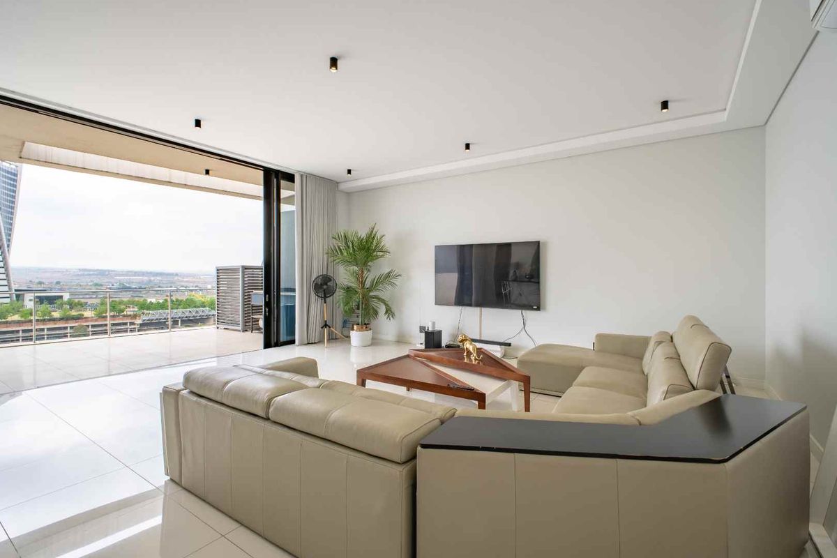 Fully furnished 2 bedroom penthouse for sale at Ellipse - Photo 5