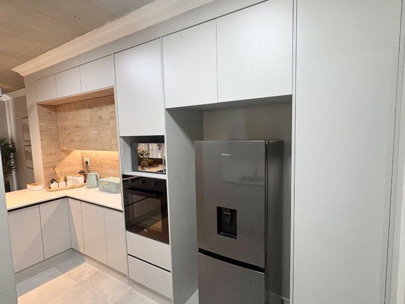 3x Bedrooms Furnished Townhouse To Rent in Ocean View - Photo 4