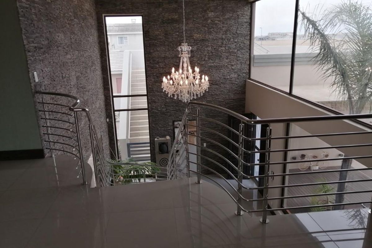 THIS IS FABULOUS!!!!!! - SEAVIEW - Photo 3