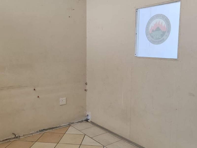 Perfect Retail Space... - Photo 7