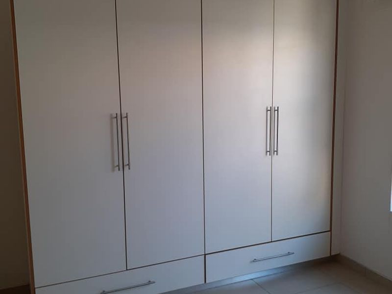 Brand new spacious 3 bedroom well designed townhouse for sale in Okahandja. - Photo 6