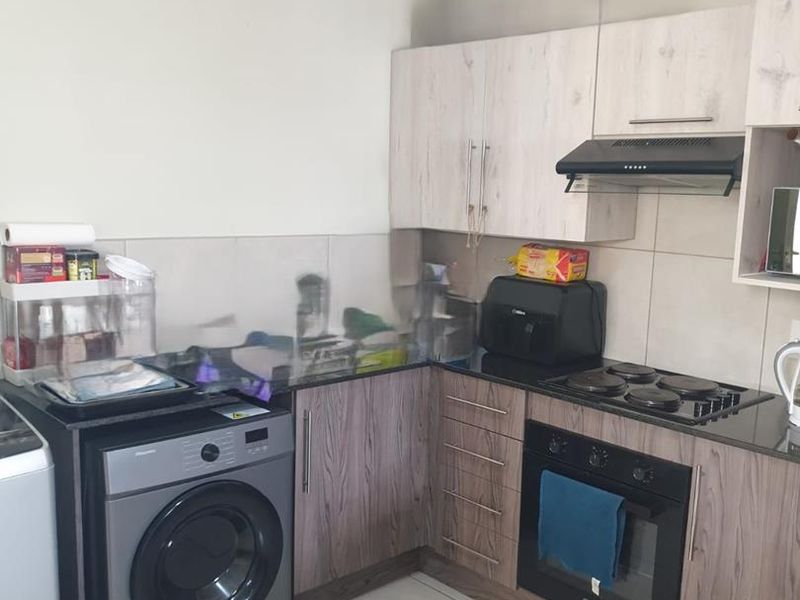 Cozy two-bedroom ground floor apartment for sale in Brentwood Park, Benoni - Photo 6