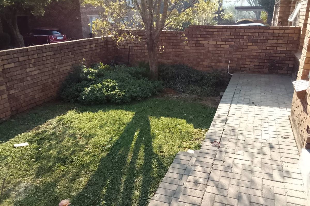 Your Perfect Home Awaits in Wilgeheuwel!  FOR RENT | R9 000 per Month - Photo 2
