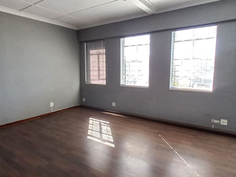 Industrial Property for Lease – Unit 03, Ben 05 - Photo 9