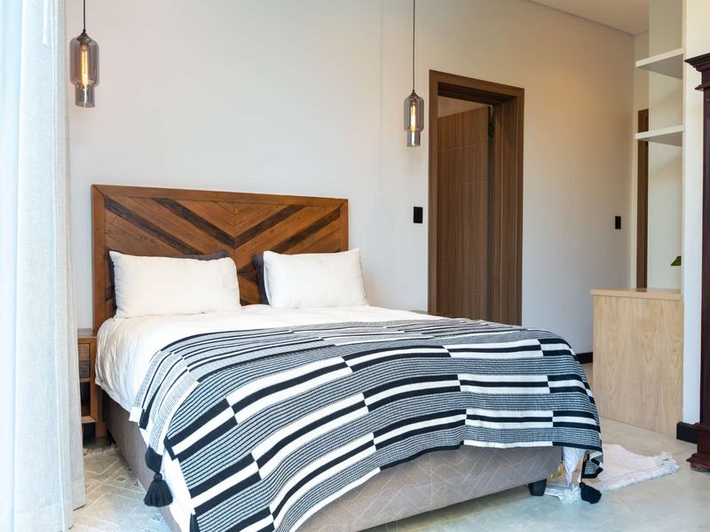 A Home of Distinction Overlooking the 5th Hole - Photo 5