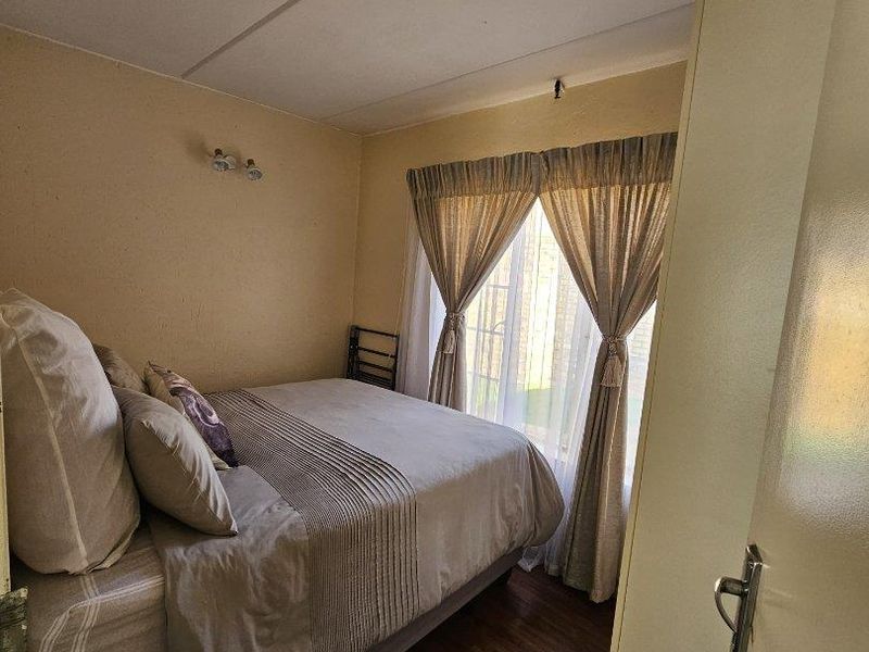 2 Bedrooms available to rent in Terenure - Photo 10