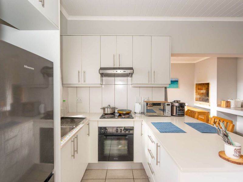 2 Bedroom Townhouse in Laguna Sands, Langebaan - Photo 4