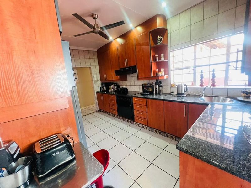House For Sale in Randhart, Alberton - Photo 9