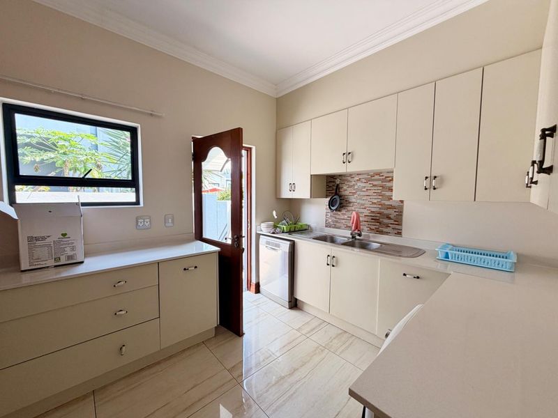 Fully Furnished Five Bedroom Home in Waterfall Country Village Estate - Photo 8