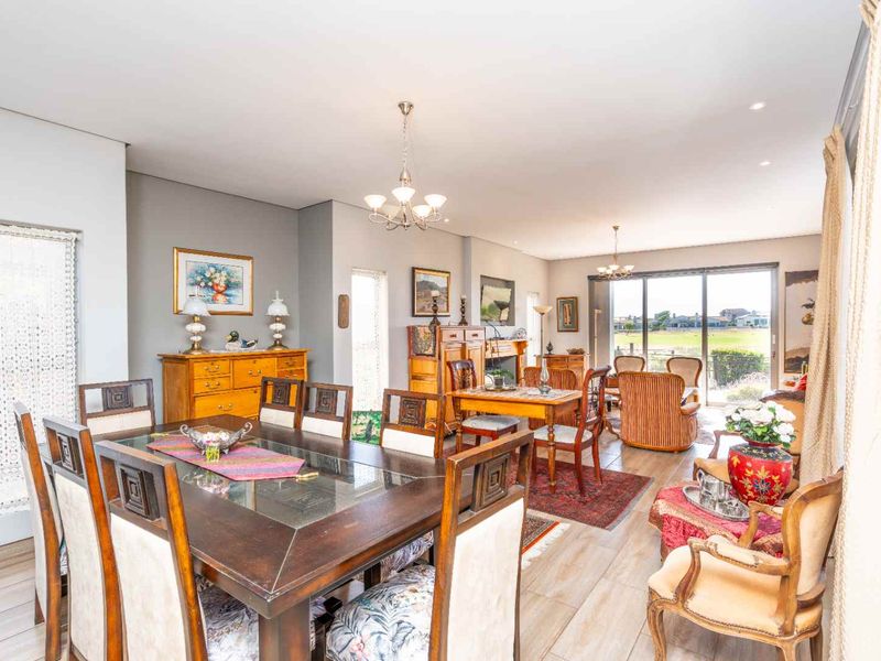 Exceptional Dual-Living Home on the 2nd Fairway - Photo 5