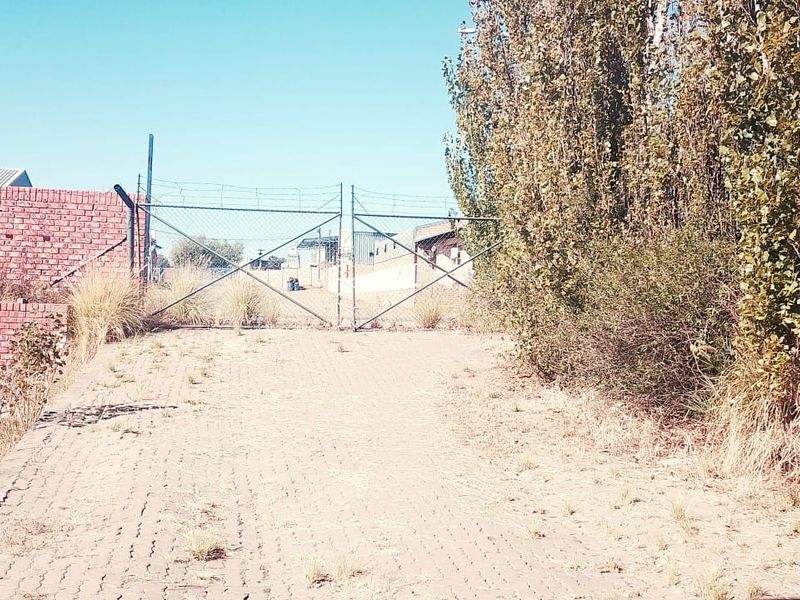 1.1645 HEKT INDUSTRIAL PROPERTY.IDEAL FOR FACTORIES OR LARGE BUSSINESS IDEAS - Photo 7
