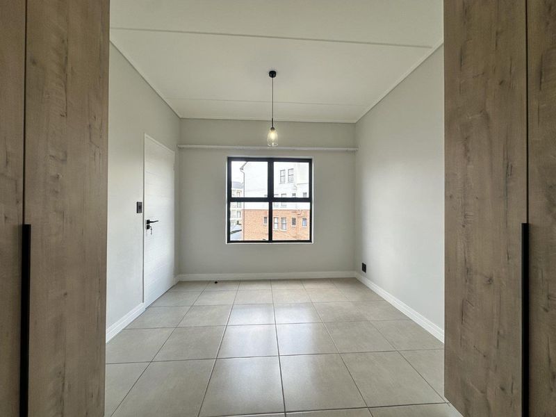 LOVELY ONE BEDROOM APARTMENT FOR RENT IN THE REID - Photo 5