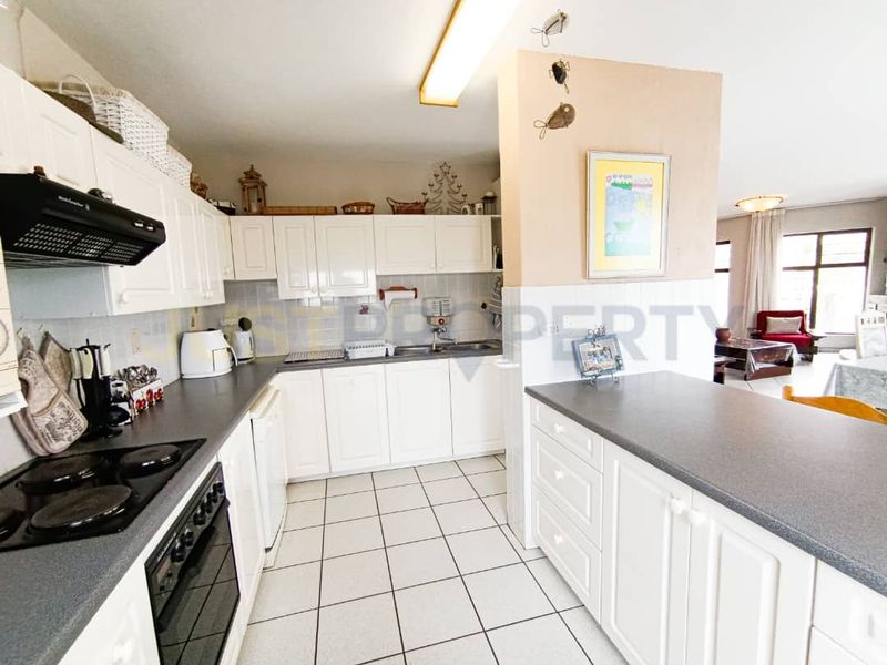 Central Apartment for Sale - Photo 6
