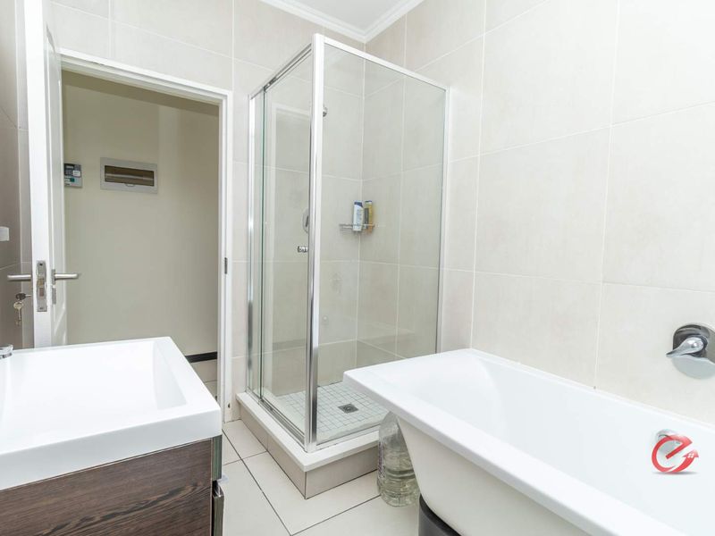 Garden Apartment in Secure Lifestyle Estate - Photo 7