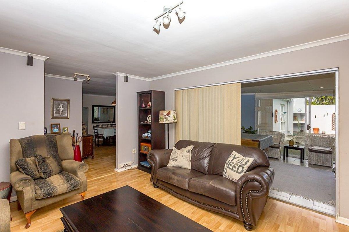 Perfect Family Home in the perfect location - Photo 4