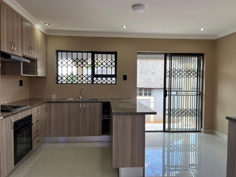 2 Bedroom House to Rent in Edleen Kempton park - Photo 2