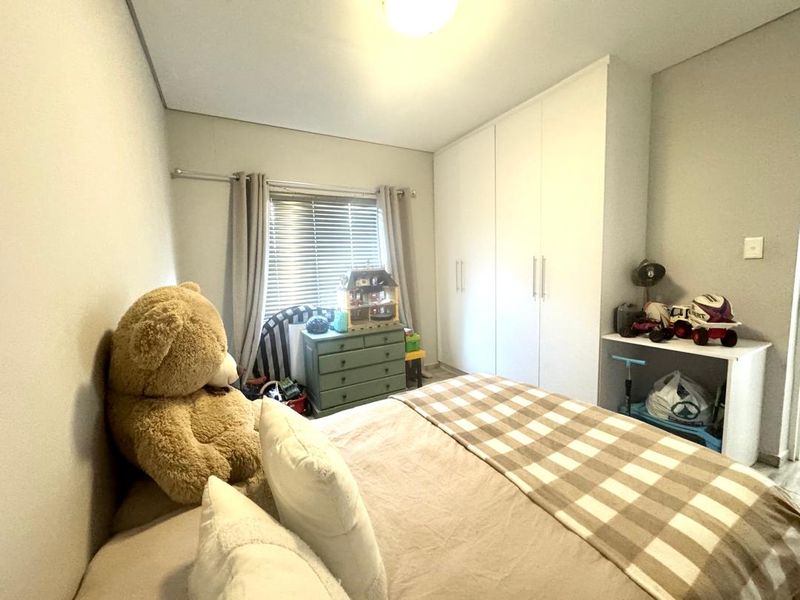 3 Bedroom House For Sale in Elisenheim - Photo 9