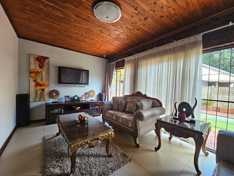 Spacious 3-Bedroom Home in Veld En Vlei, Richards Bay - Photo 7