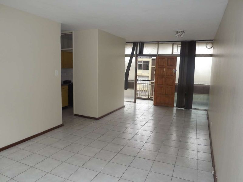 Spacious 1 Bedroom Apartment Available for Rent - Photo 3