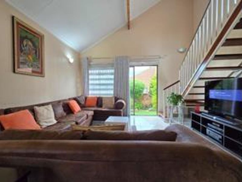 A modern and pet friendly unit - Photo 6