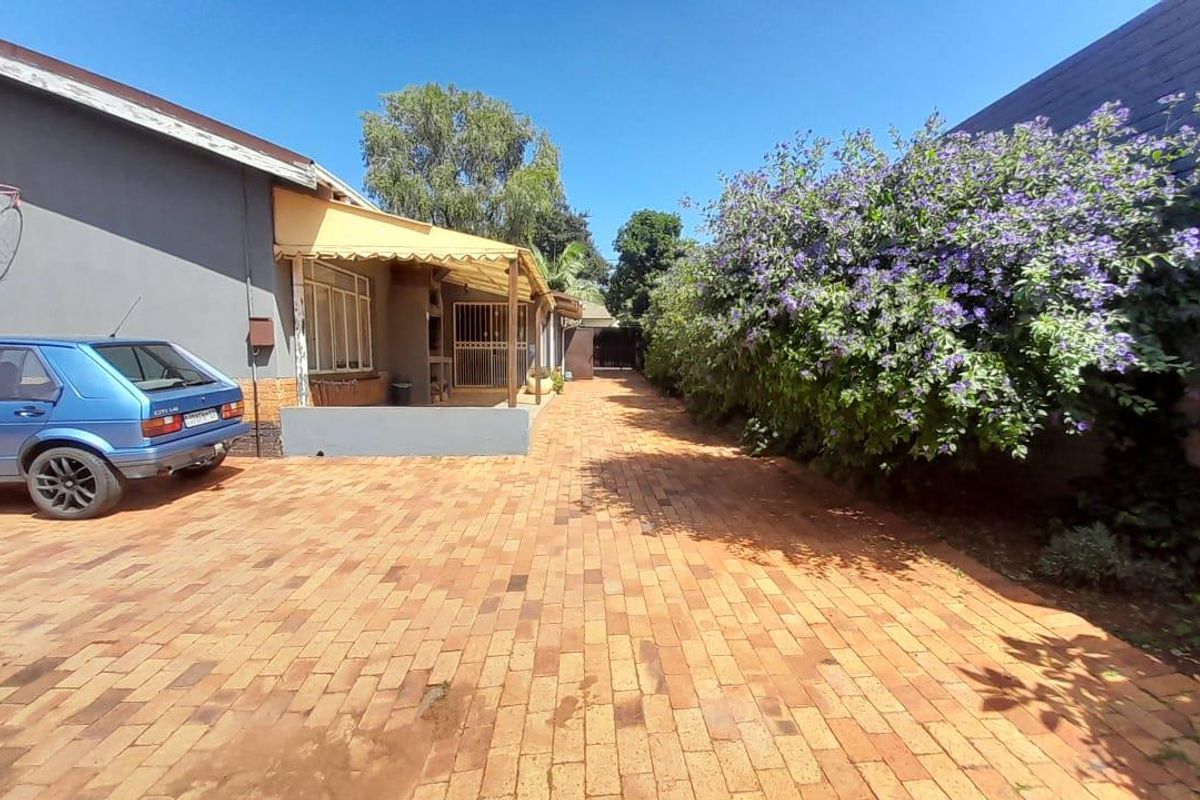 Lovely home in birchleigh - Photo 5