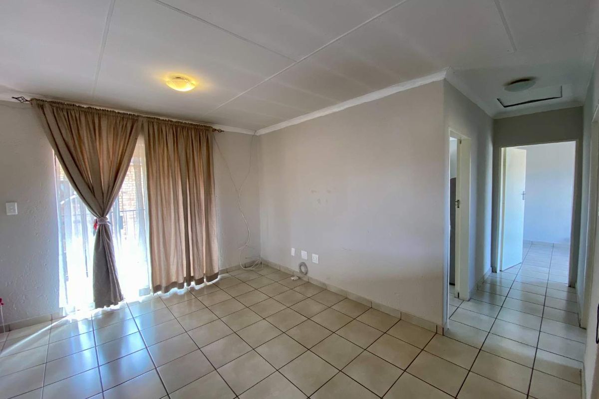 Move In and Start Living - Photo 5