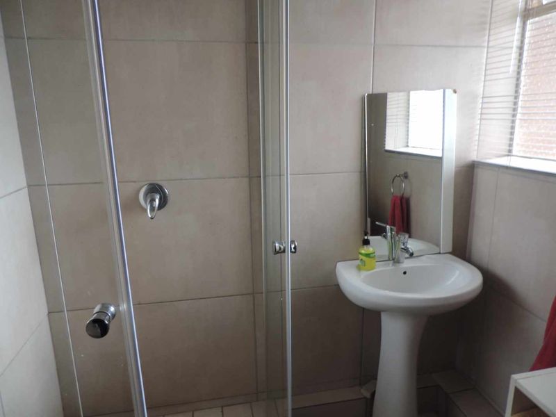 Ground floor townhouse - Photo 9