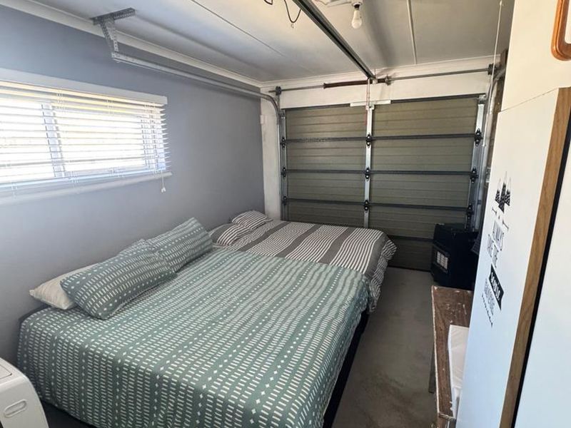 Not Your Average Beach House – A Quirky Coastal Canvas in Pearly Beach - Photo 8