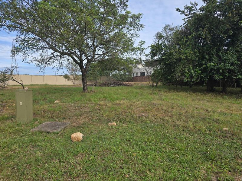 An Expeptional Stand in one of the Security Estate in Mbombela - Photo 7