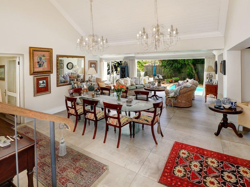 Spacious Open-Plan Family Home & Spectacular Views - Photo 5