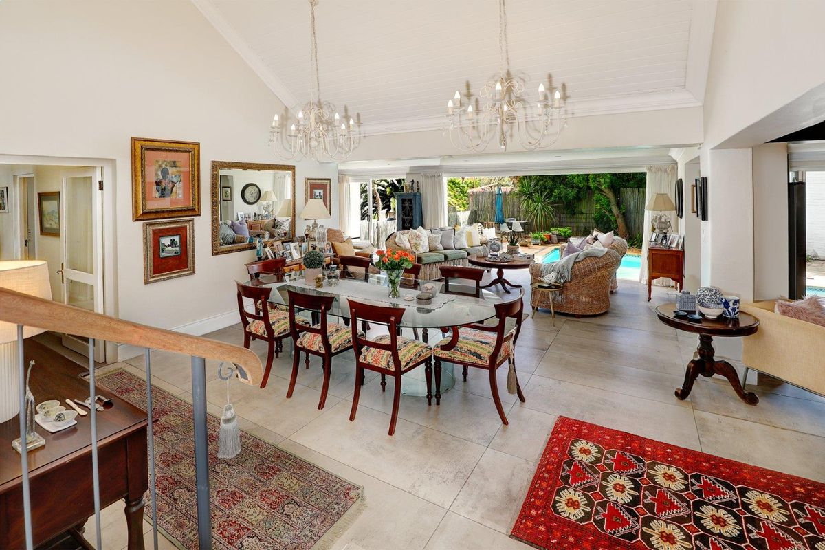 Spacious Open-Plan Family Home & Spectacular Views - Photo 5