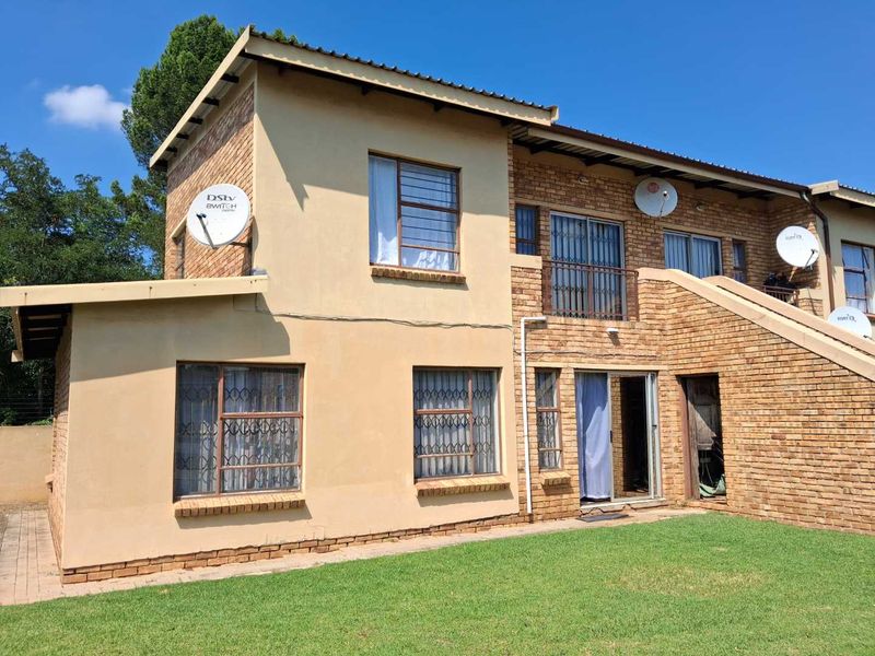 3 Bedroom Flat For Sale in Bonanne - Photo 3