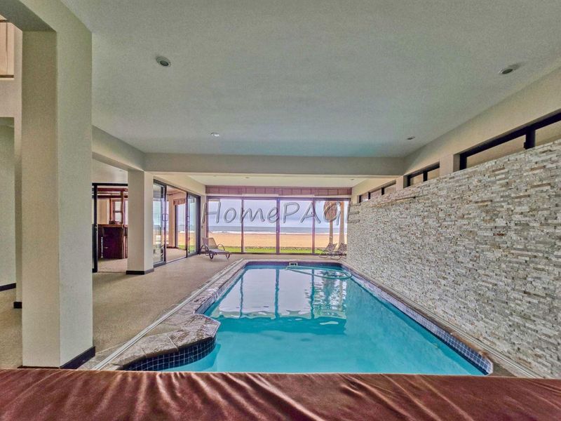 Long Beach Ext 1, Walvis Bay:  MAGNIFICENT 3 STOREY 4 BEDR BEACHFRONT home is for Sale - Photo 6