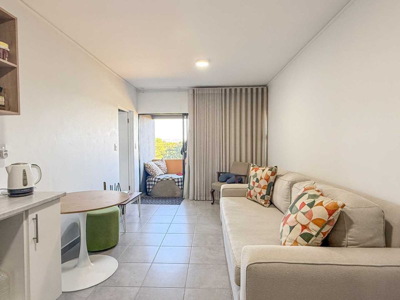 One bedroom Furnished Apartment - Photo 4