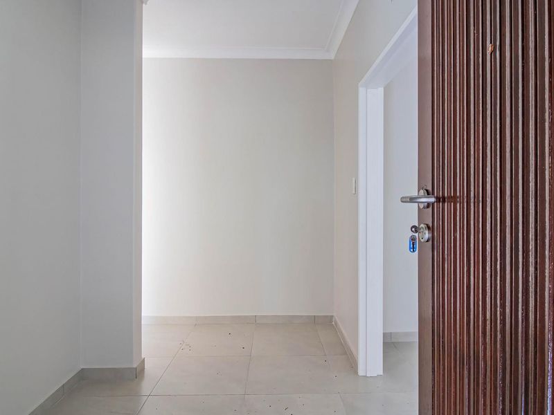 Charming 3 Bedroom Family Home with Study in Sought-After Northcliff - Photo 6