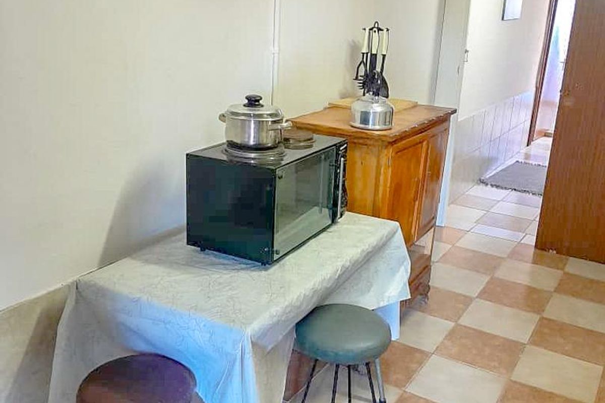 Furnished Home For Sale in Henties Bay, Namibia - Photo 4