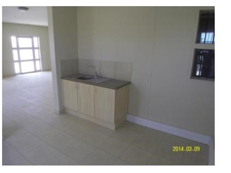 FOR SALE- INDUSTRIAL BUILDING IN THE SWAKOPMUND INDUSTRIAL AREA, NAMIBIA - Photo 4