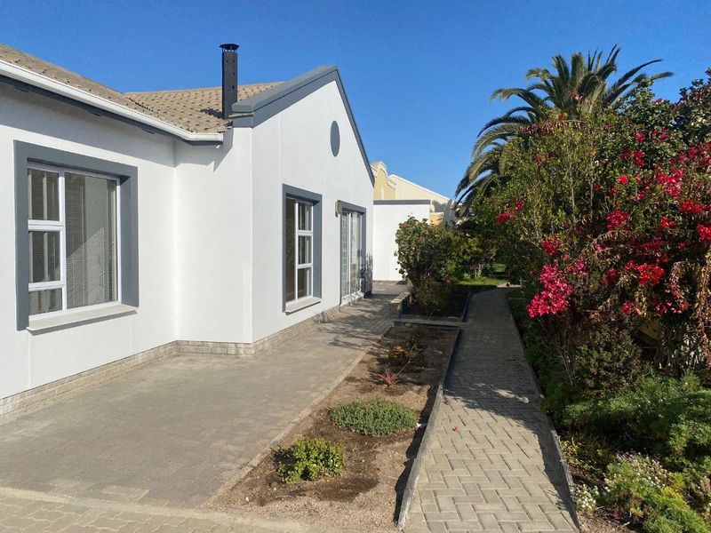 3 Bedroom Townhouse to let, Kramersdorf, Swakopmund - Photo 1