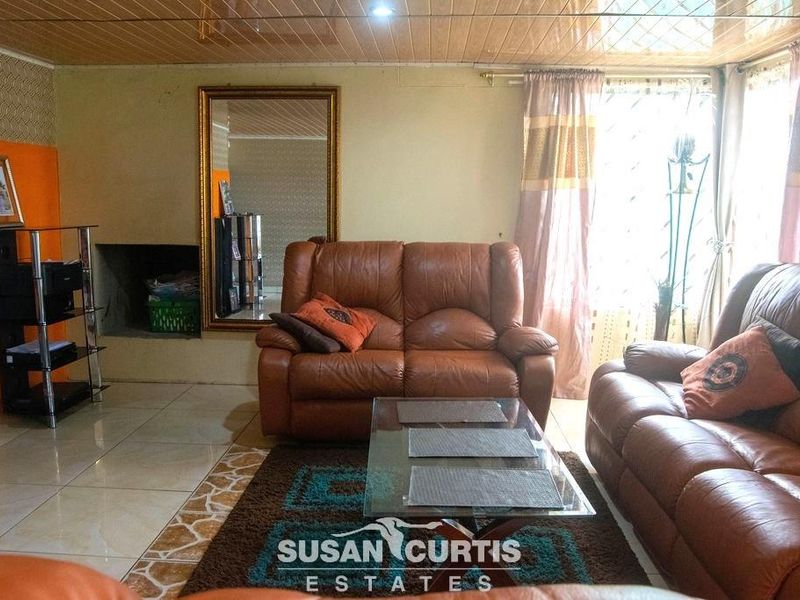 Blend of Classic & Modern - Photo 4