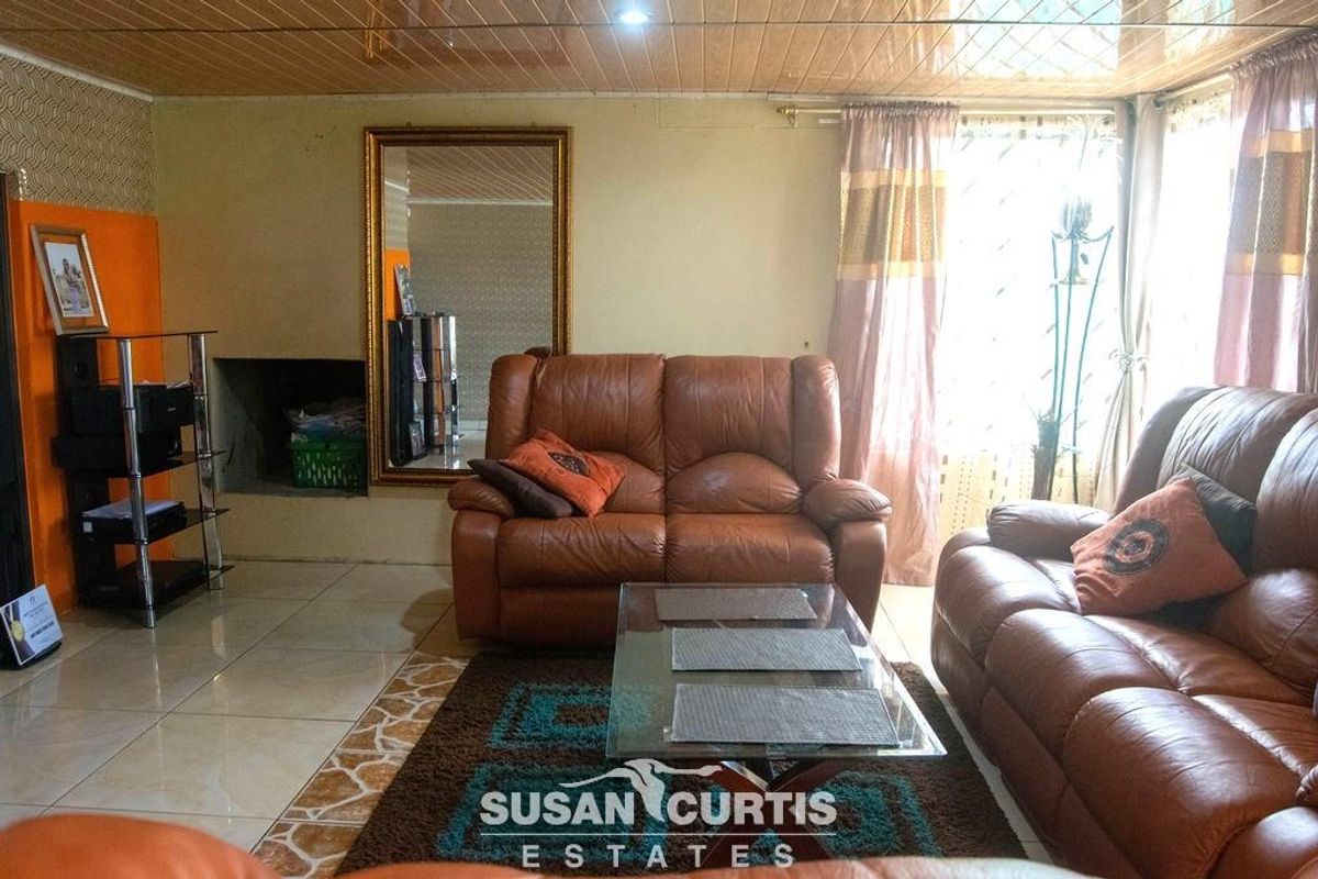 Blend of Classic & Modern - Photo 4