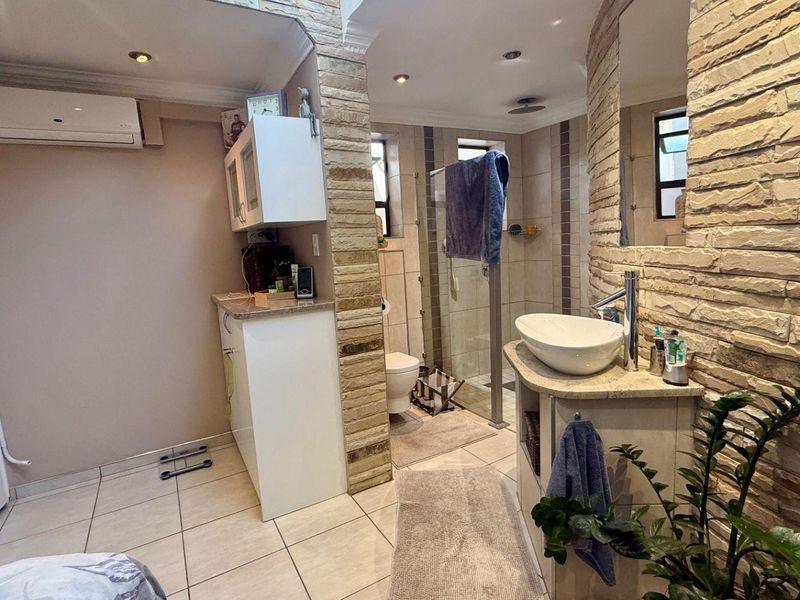 OLYMPIA - NS2 380 000- - Photo 9