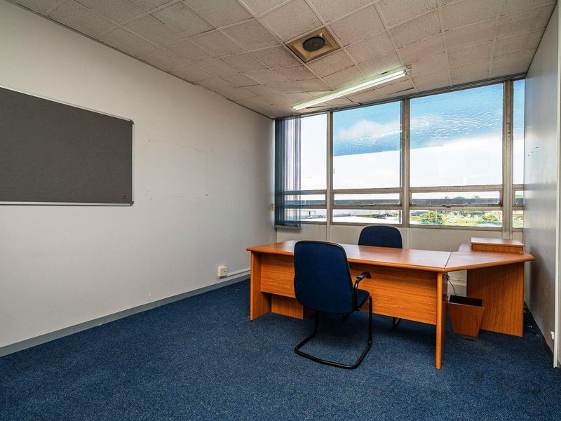 PRIME OFFICE SPACE - KNOWLES CENTRE, PINETOWN - Photo 7
