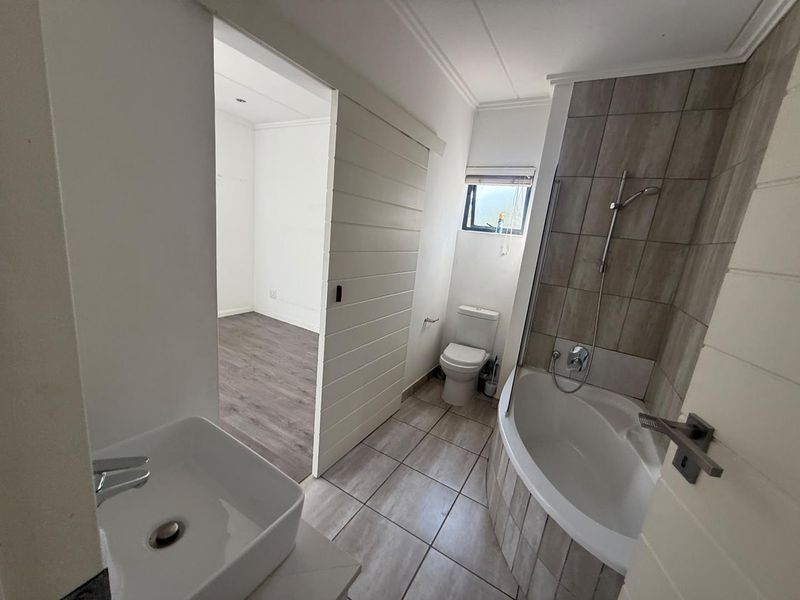 MODERN LIVING IN THE HEART OF RIVONIA – CHOOSE YOUR PERFECT FLOOR! - Photo 10