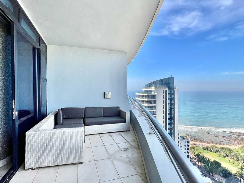 2 BEDROOM | 2 BATHROOM APARTMENT - Photo 1
