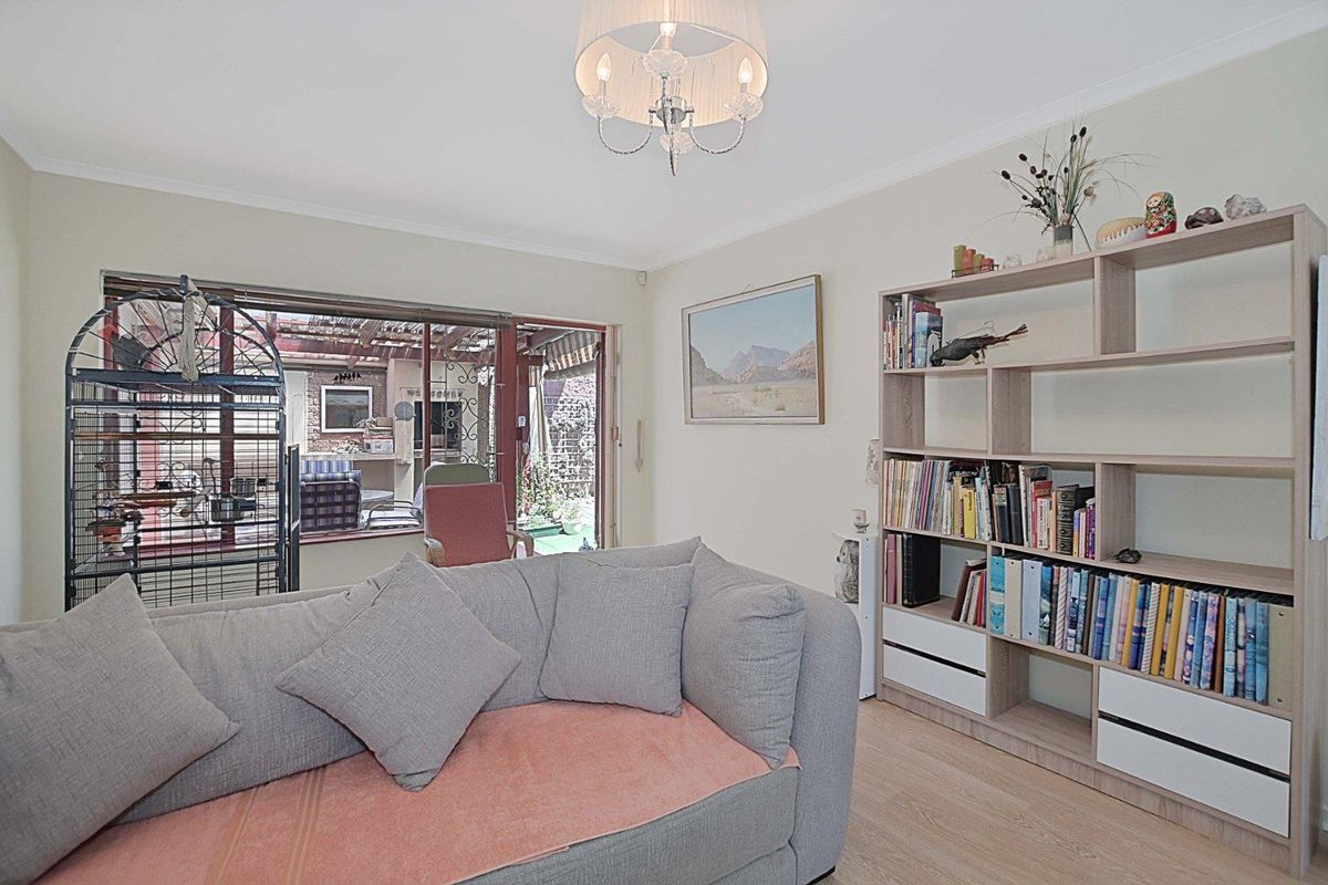 Rare Opportunity to Own in Leo – Your Perfect Secure Retreat Awaits! - Photo 2