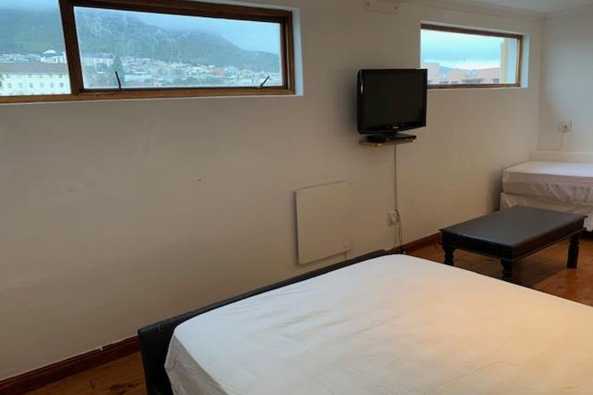 Loft Apartment - Woodstock - Photo 2