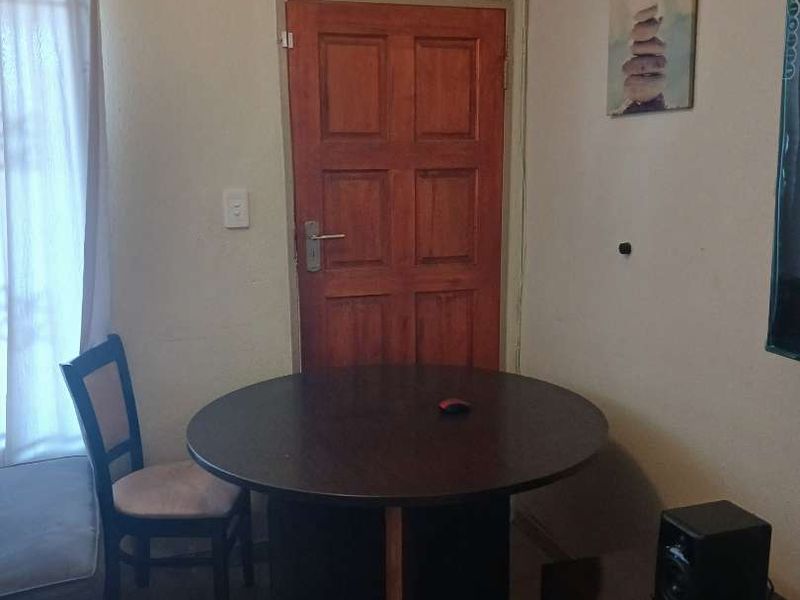 Move-inn ready - Photo 6