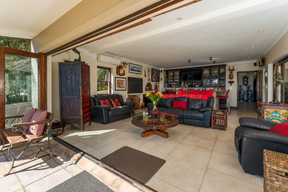 Estate living at its finest boasting stunning views and spacious living options for the extended family - Photo 5