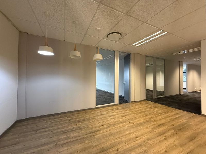 Spacious Office Space Available at Vdara Sandhurst - Photo 6