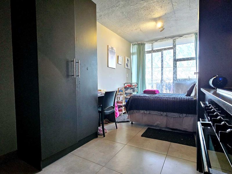 Modern Studio Apartment with Premium Lifestyle Amenities - Photo 4